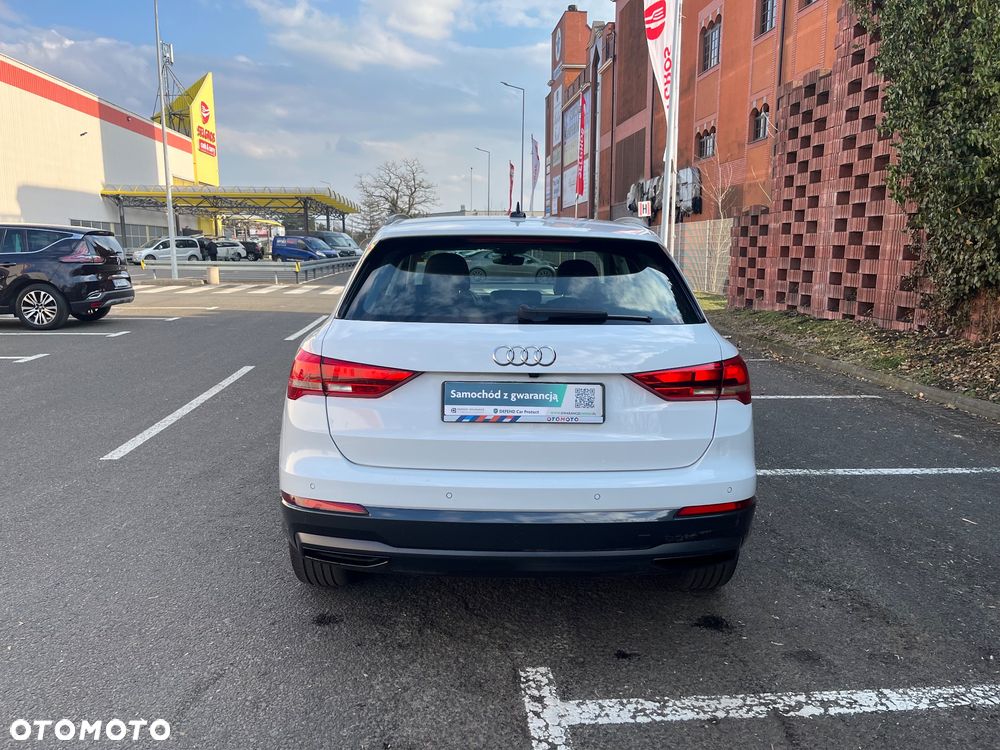 Audi Q3 2.0 TDI S tronic - 9
