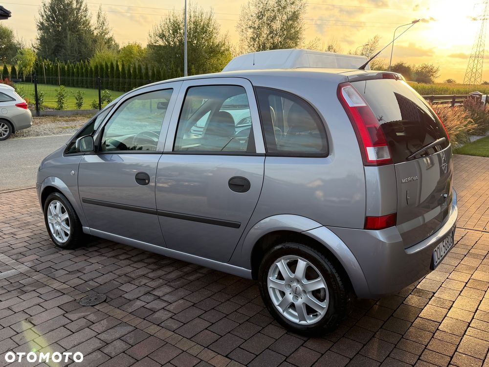 Opel Meriva 1.6 16V Edition - 10