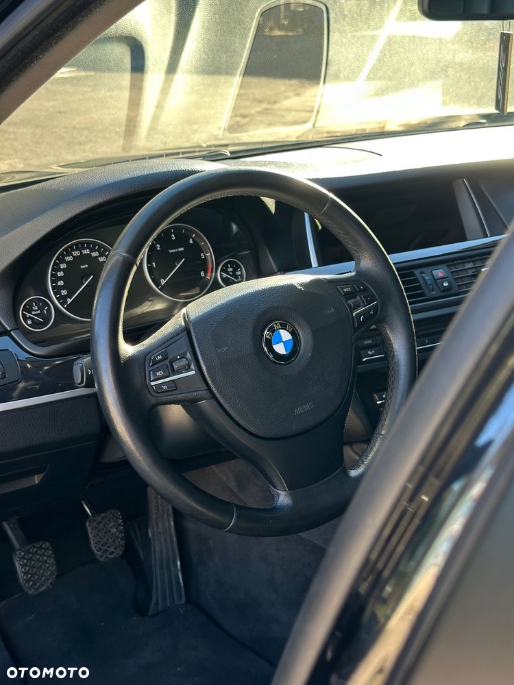 BMW Seria 5 520d Luxury Line - 17