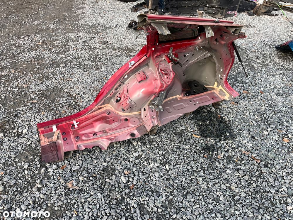Ćwiartka błotnik próg prawy Toyota Corolla E21 KOMBI - 4