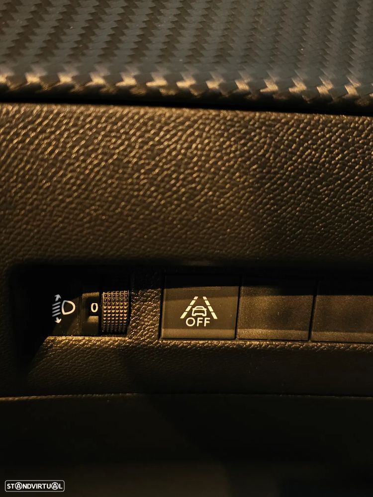 Peugeot 208 1.2 PureTech Active - 14