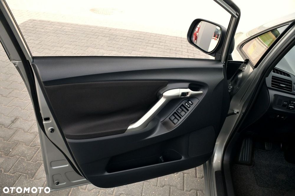 Toyota Verso - 12