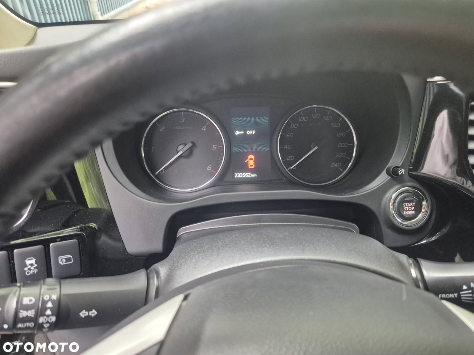 Mitsubishi Outlander 2.2 DID Intense + - 10