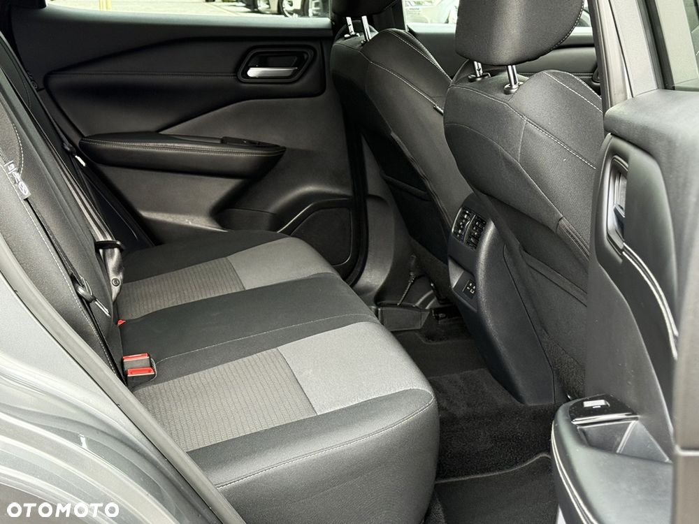 Nissan Qashqai 1.3 DIG-T MHEV Xtronic N-Connecta - 31