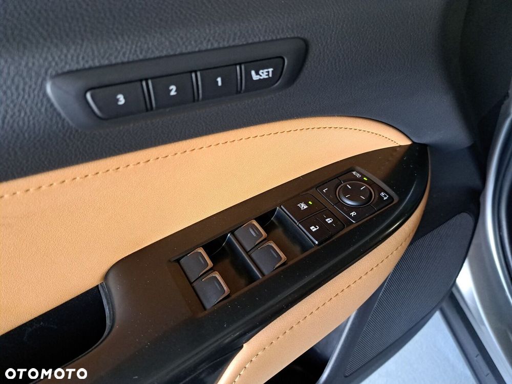 Lexus NX 350h Prestige AWD - 35