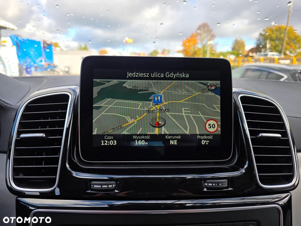 Mercedes-Benz GLE - 17