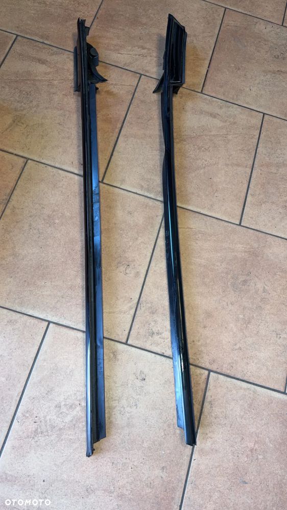 LISTWA SZYBY BOCZNEJ BMW F33 KOMPLET - 1