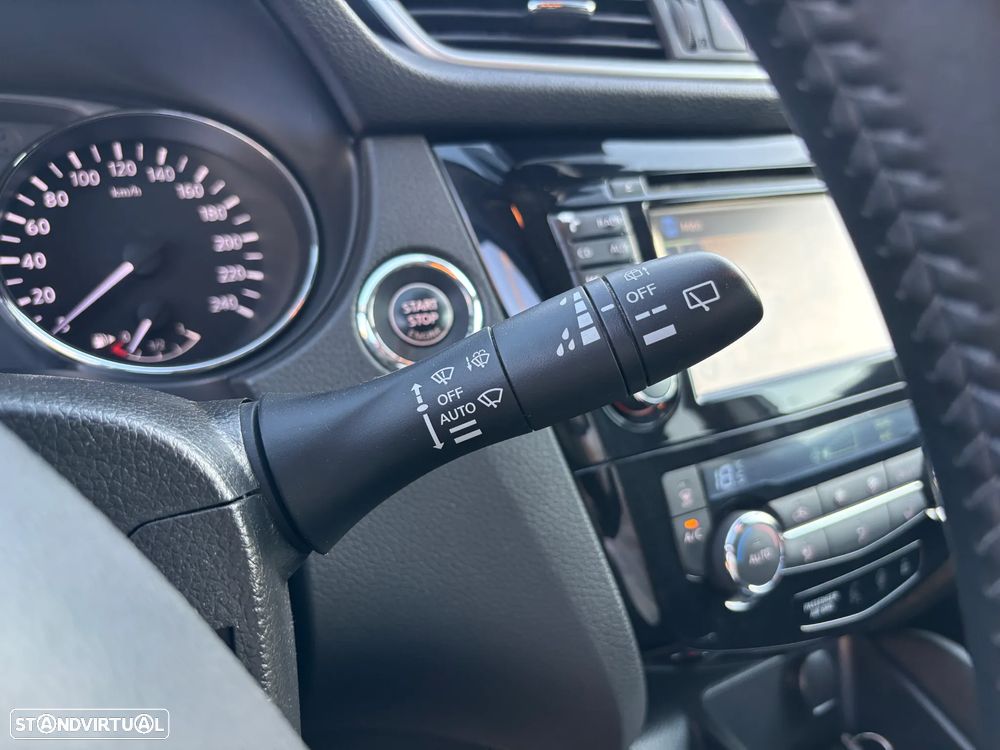 Nissan Qashqai 1.5 dCi N-Connecta 18 RS+PS - 19