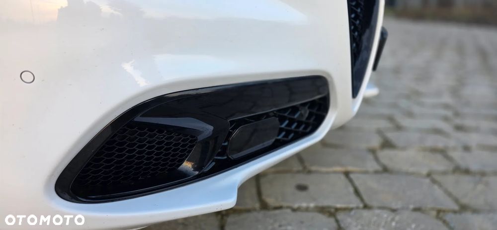 Alfa Romeo Stelvio 2.0 Turbo 16V AT8-Q4 Veloce Ti - 17