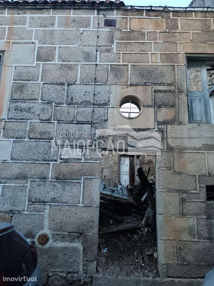 Moradia para recuperar - Grande imagem: 2/6