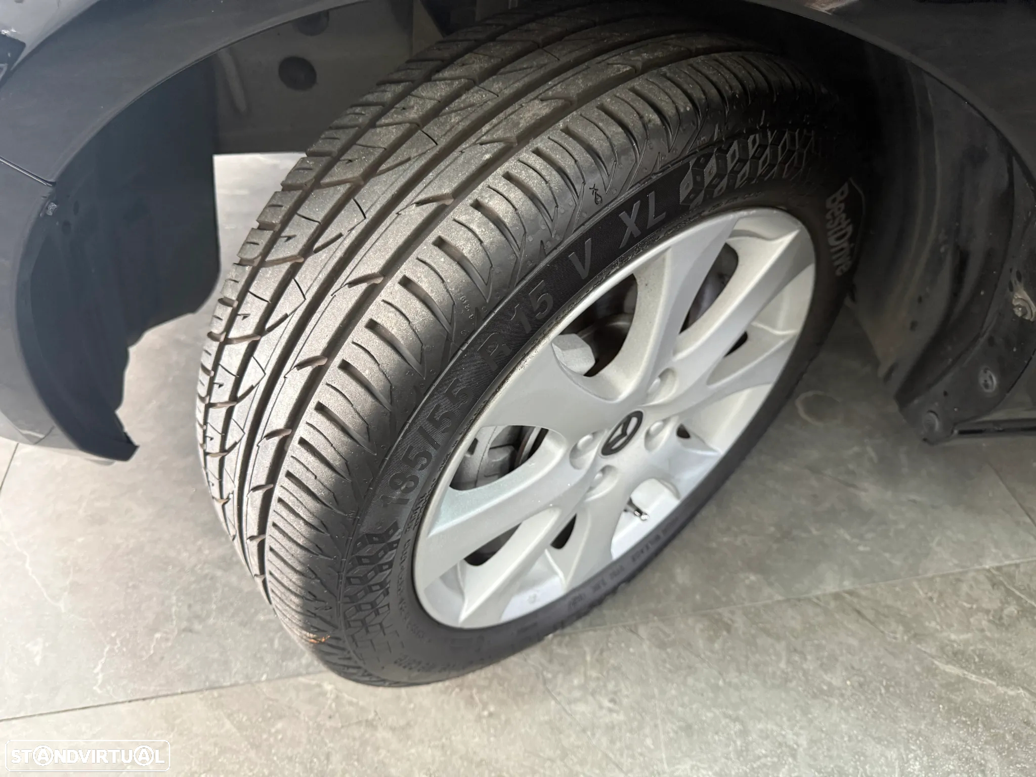 Mazda 2 1.3 MZR Comfort - 23