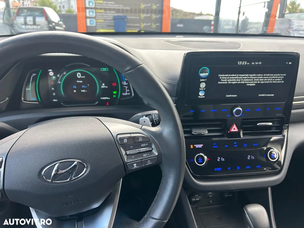 Hyundai IONIQ Plug-in-Hybrid 1.6 GDI Style - 10