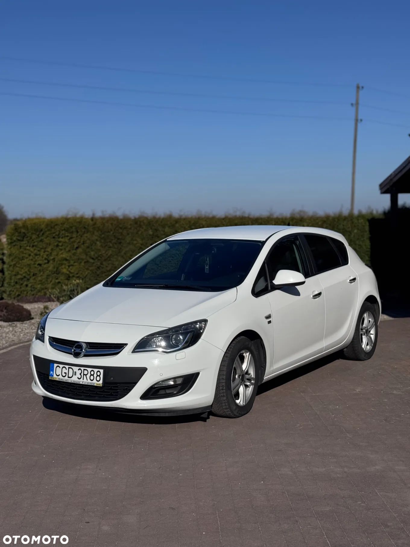 Opel Astra IV 1.4 T Edition 150 - 1