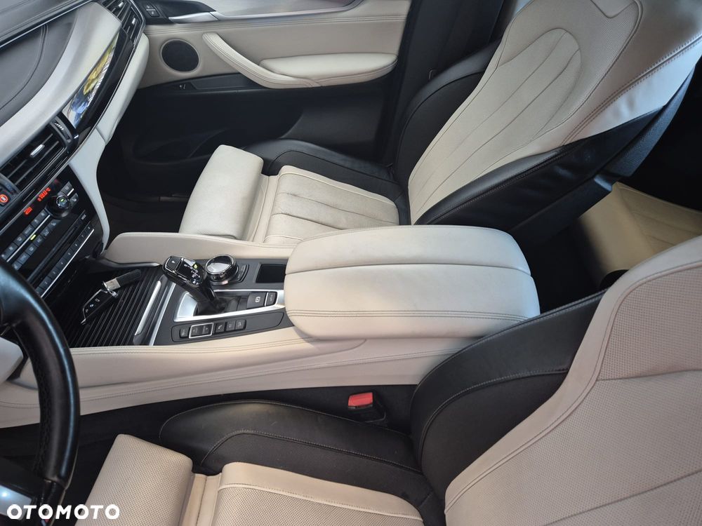 BMW X6 xDrive40d - 23