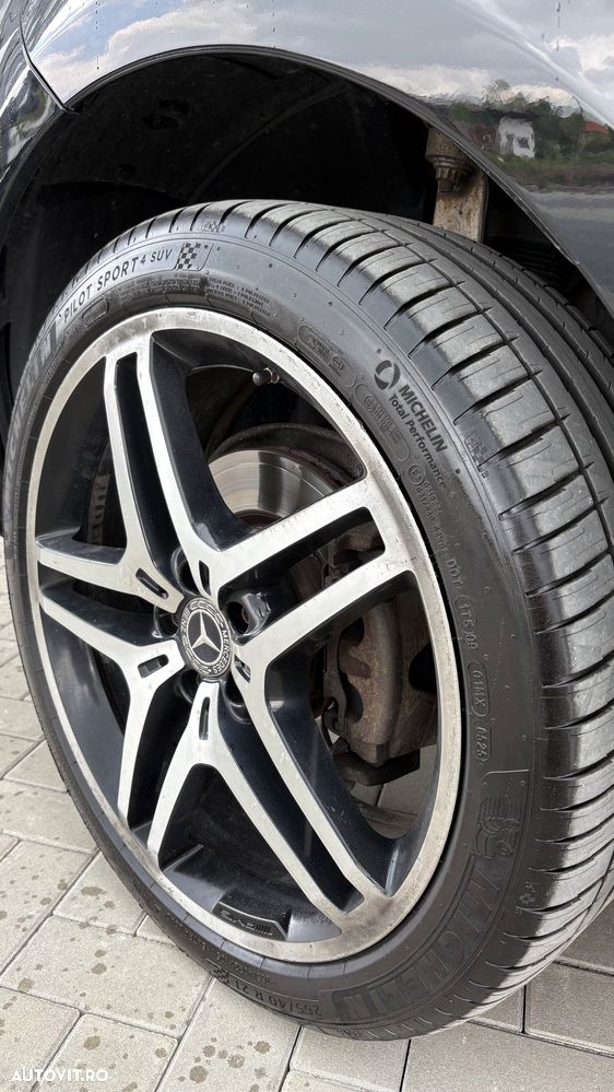Mercedes-Benz GLE 350 d 4MATIC 9G-TRONIC AMG Line - 9