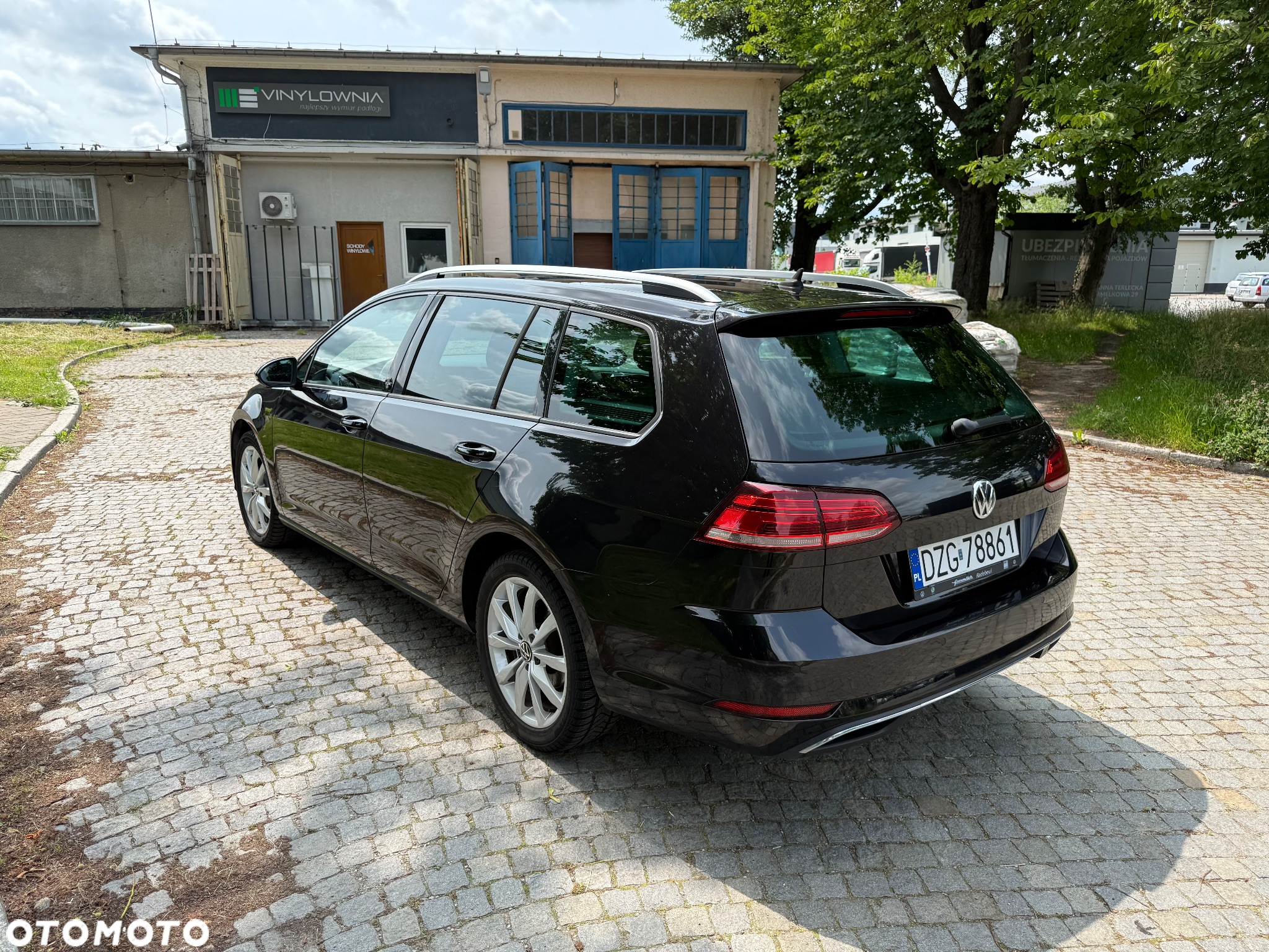 Volkswagen Golf 1.6 TDI DSG Sound - 5
