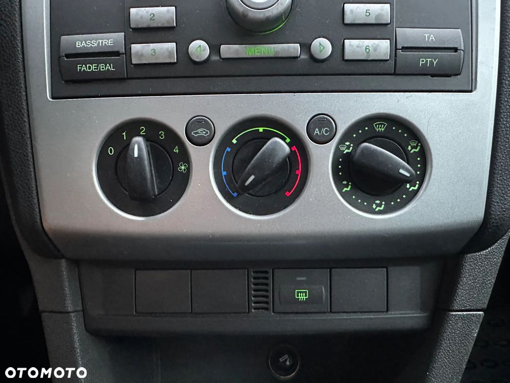 Ford Focus - 17