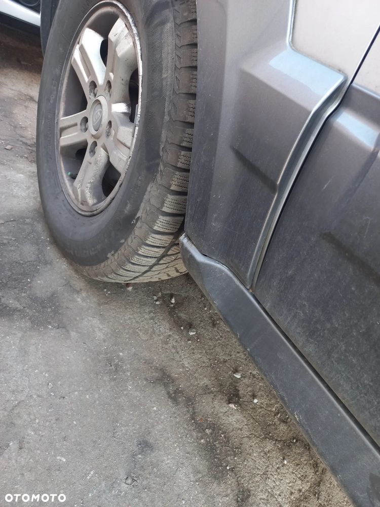 Kia Sorento 2.5 crdi 04r 5x139.7 alufelgi koła opony 245/70/16 - 4