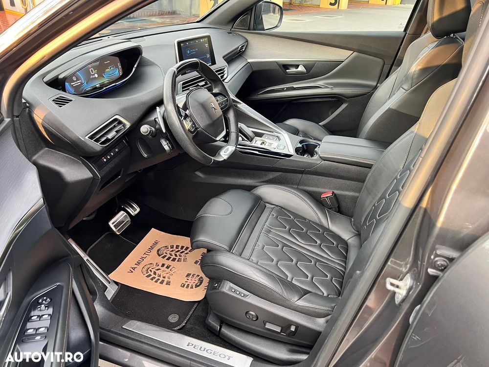 Peugeot 3008 PHEV 300 EAT8 4X4 GT - 33