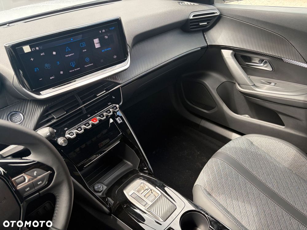 Peugeot 2008 PureTech mHEV Allure e-DCS6 - 16