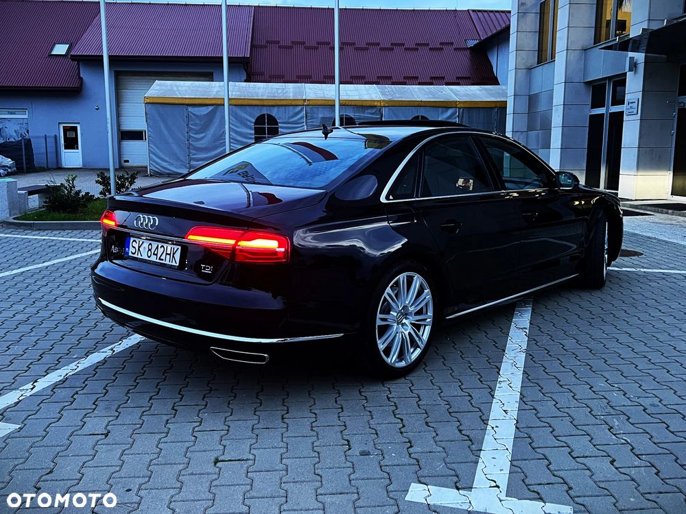 Audi A8 4.2 TDI DPF (clean diesel) quattro tiptronic - 26