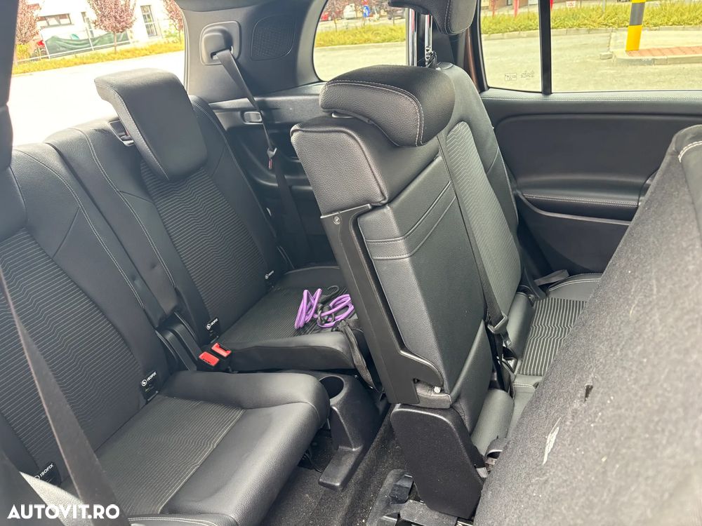 Mercedes-Benz GLB 200 Aut. - 9