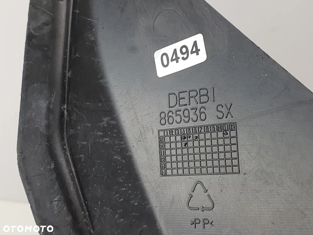 DERBI GPR 50 WYPEŁNIENIE POD SIEDZENIE LEWE - 11
