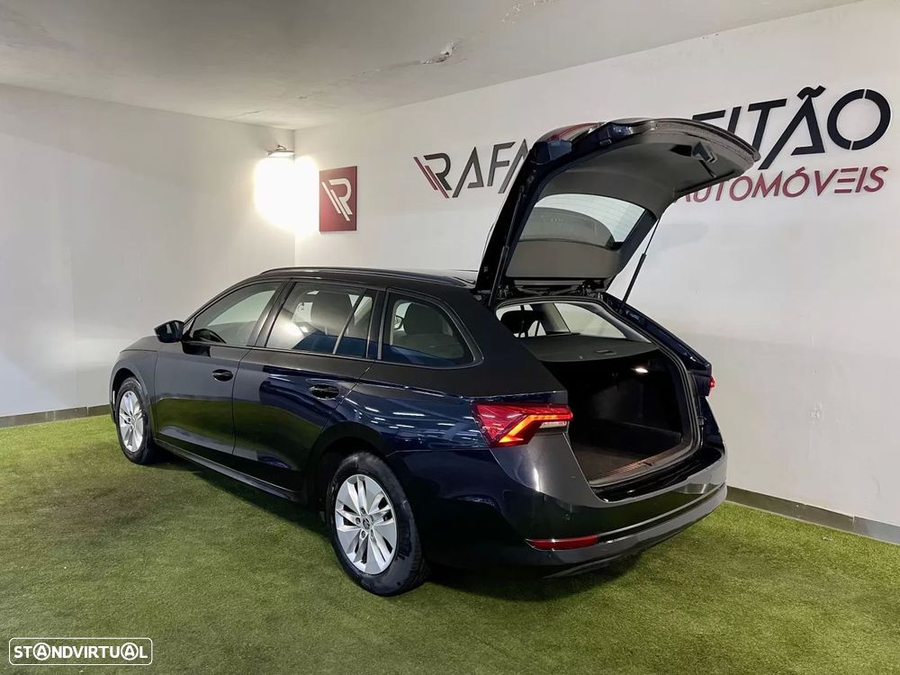 Skoda Octavia Break 2.0 TDI Ambition DSG - 33
