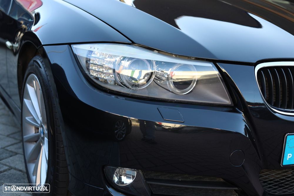 BMW 318 d Line Sport - 34