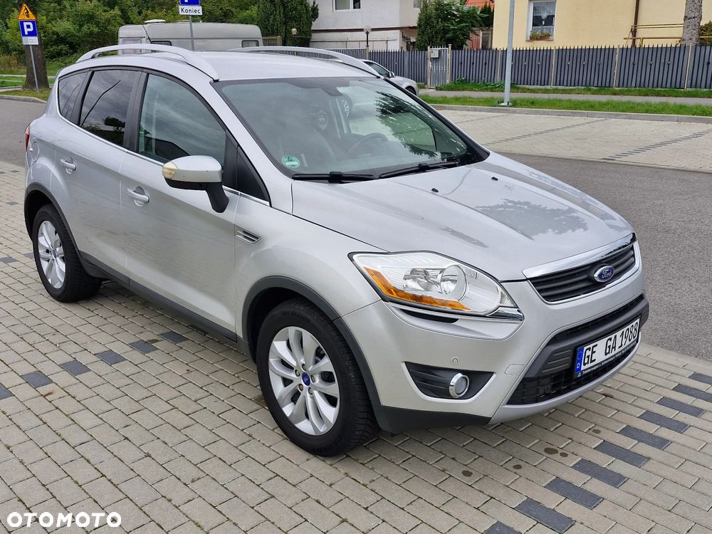 Ford Kuga 2.0 TDCi 2x4 Titanium - 22