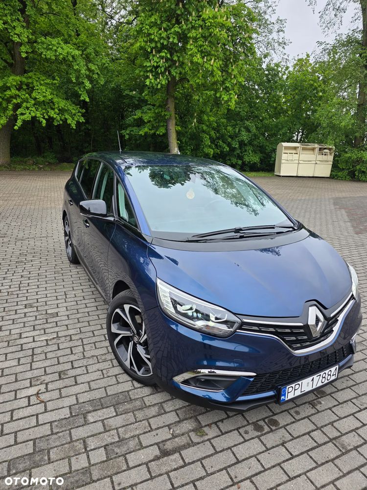 Renault Grand Scenic - 12