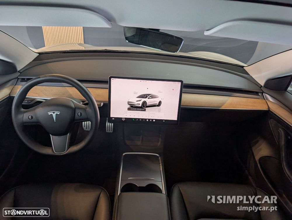 Tesla Model 3 - 10