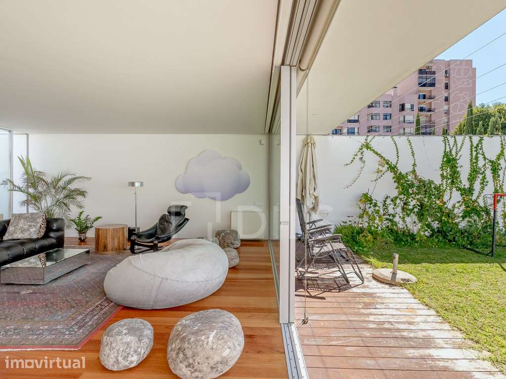 Moradia T4 no Paço do Lumiar, com jardim, piscina e garagem - Grande imagem: 4/30