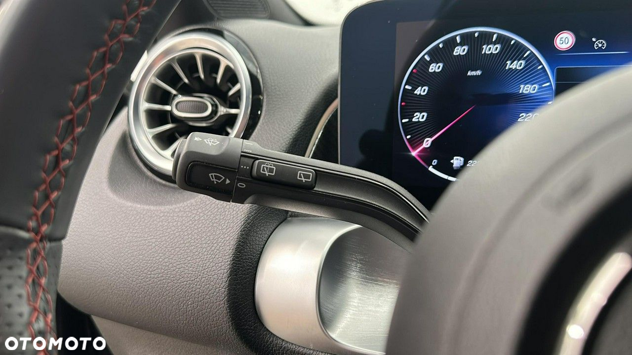 Mercedes-Benz GLB 200 d 4-Matic 8G-DCT - 26
