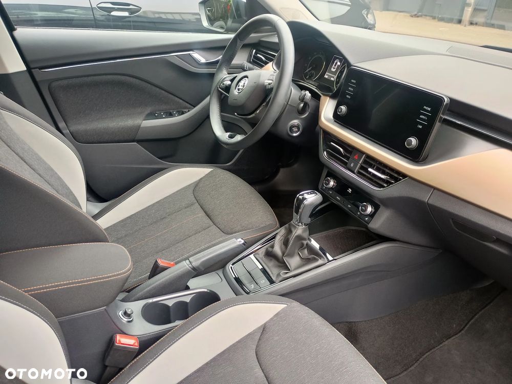 Skoda Kamiq 1.0 TSI Style DSG - 35