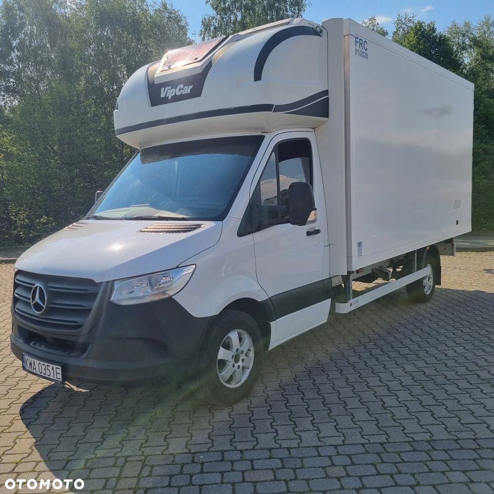 Mercedes-Benz Sprinter - 4