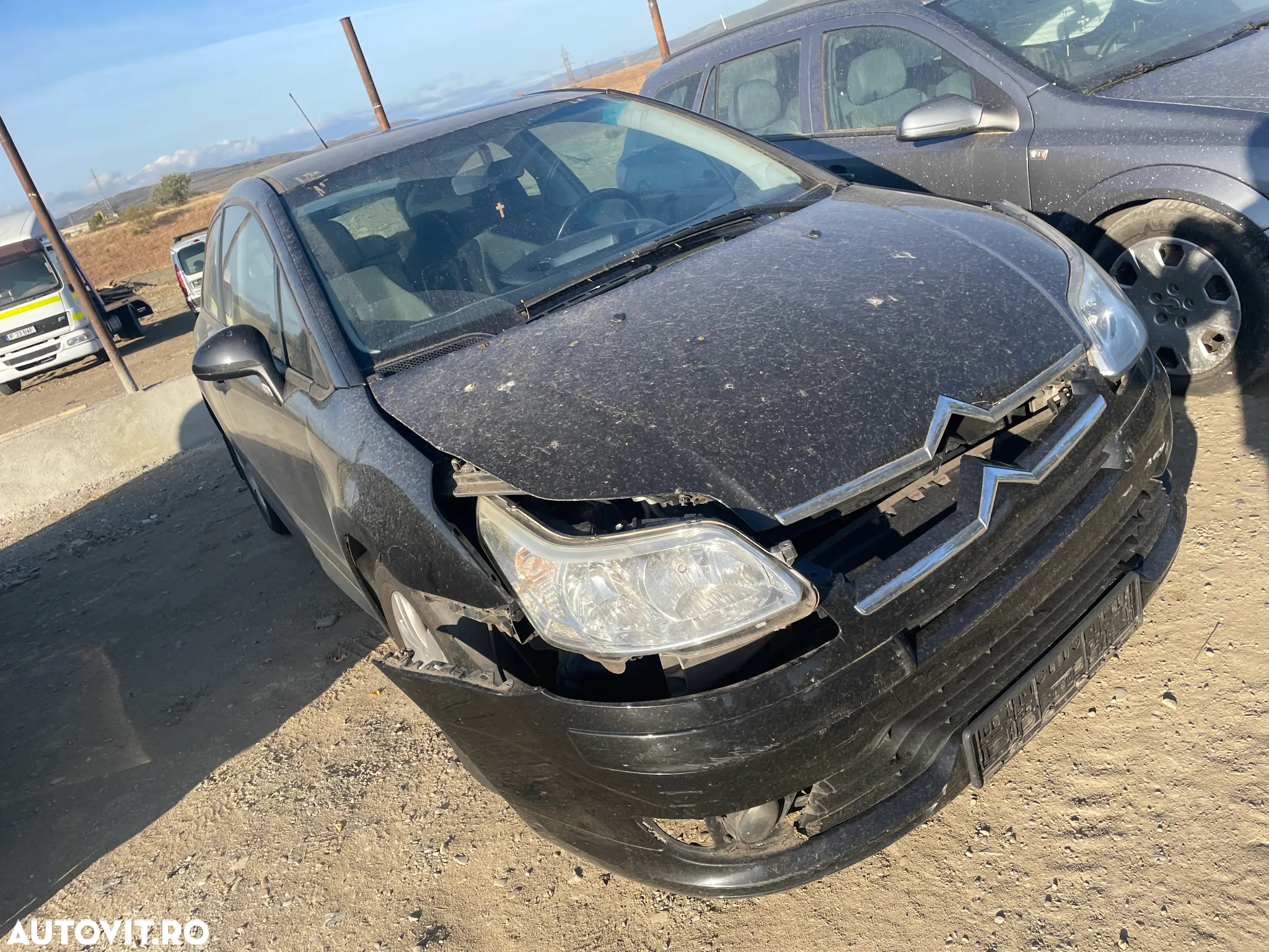 Dezmembram Citroen C4 1.4b an fabr 2006 KFU - 9