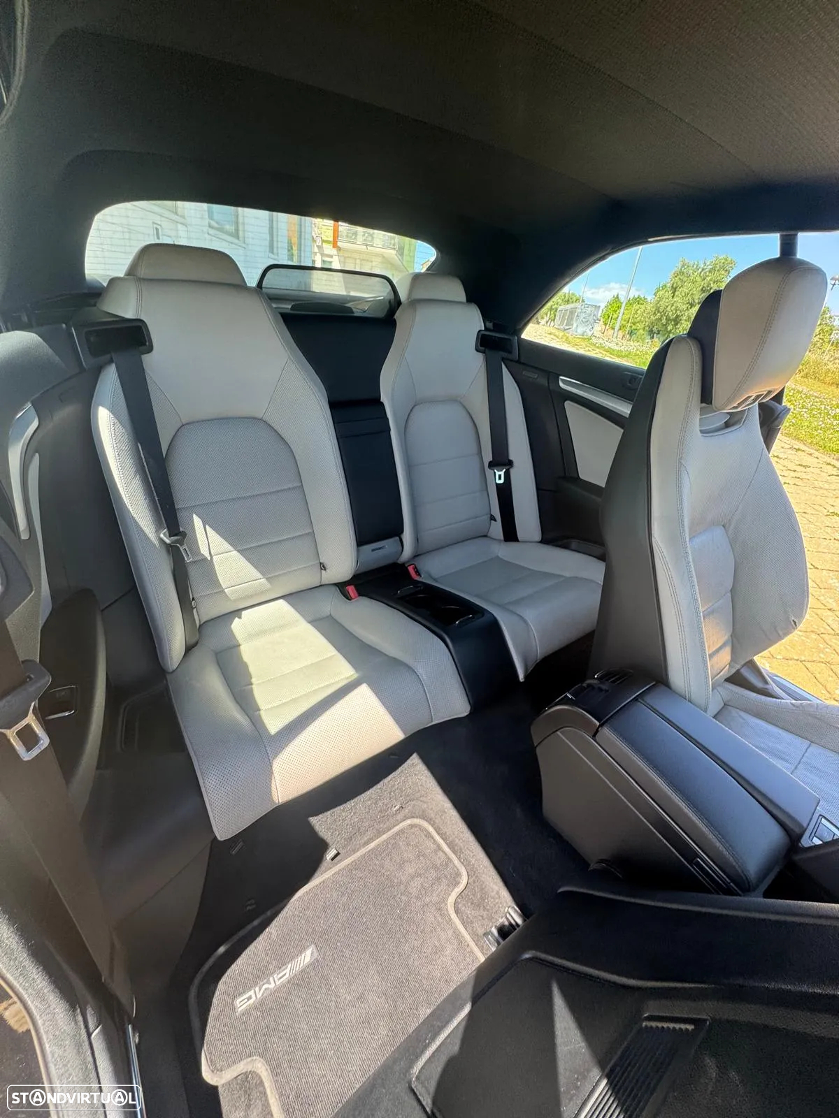Mercedes-Benz E 250 CDi Elegance BlueEfficiency Auto - 33