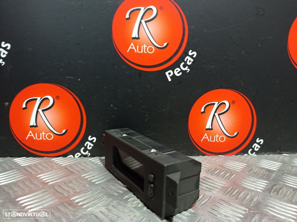 Display Do Rádio Opel Corsa C (X01) - 2