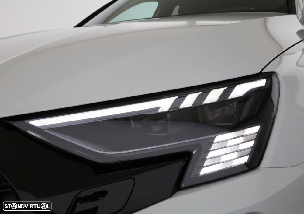Audi RS3 Limousine - 17
