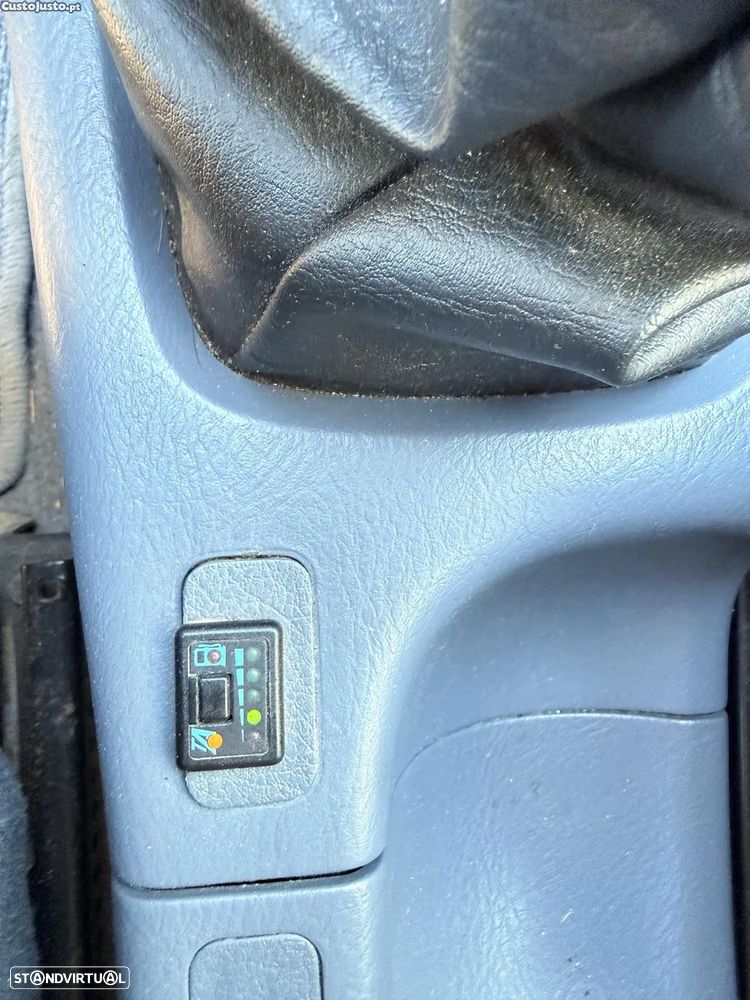 Honda HR-V 1.6 ES - 13