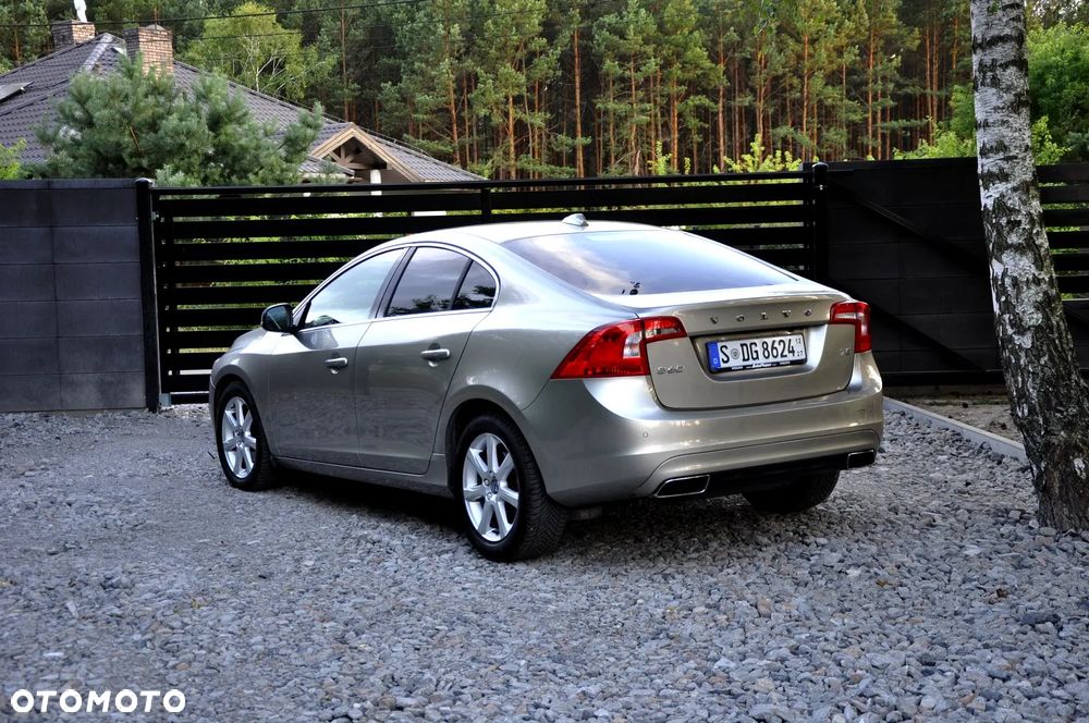 Volvo S60 T5 Geartronic Summum - 21
