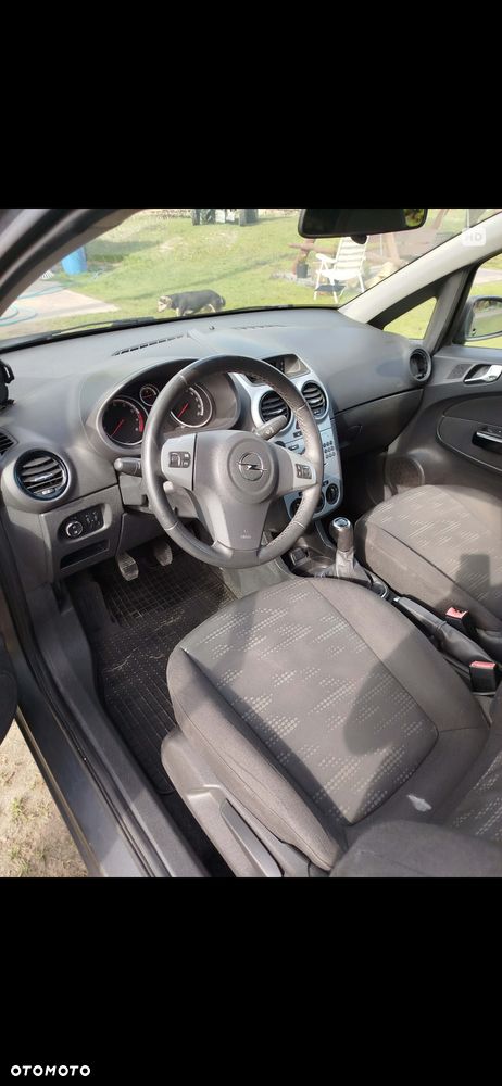 Opel Corsa 1.2 16V Enjoy - 4