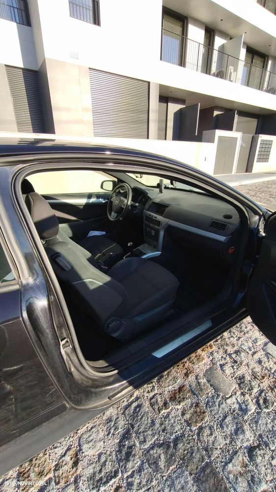 Opel Astra GTC 1.9 CDTI - 7