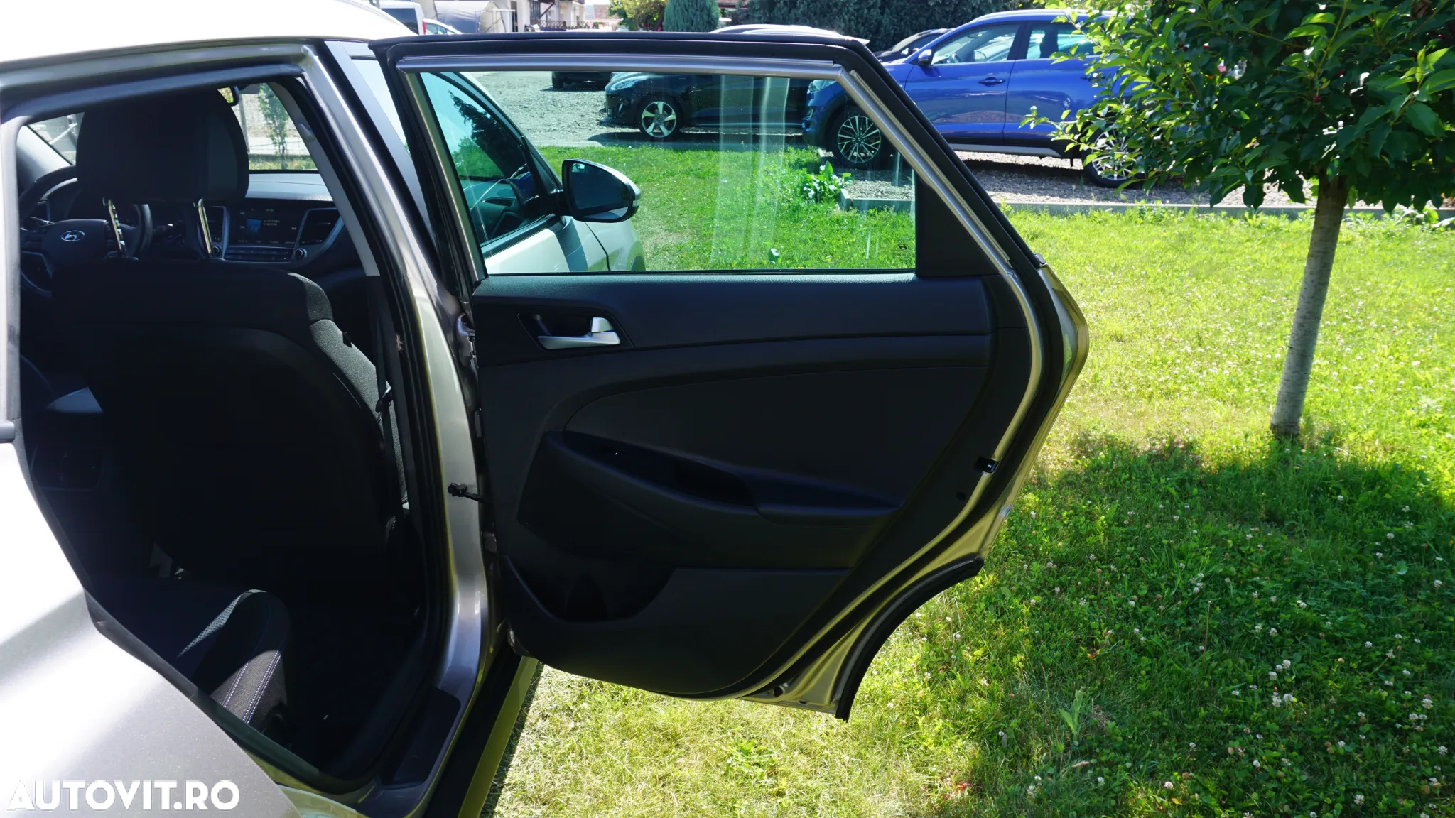 Hyundai Tucson 1.6 T-GDi 4WD 7DCT Luxury - 11