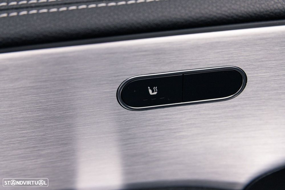 Mercedes-Benz A 250 Limousine e AMG Line - 43