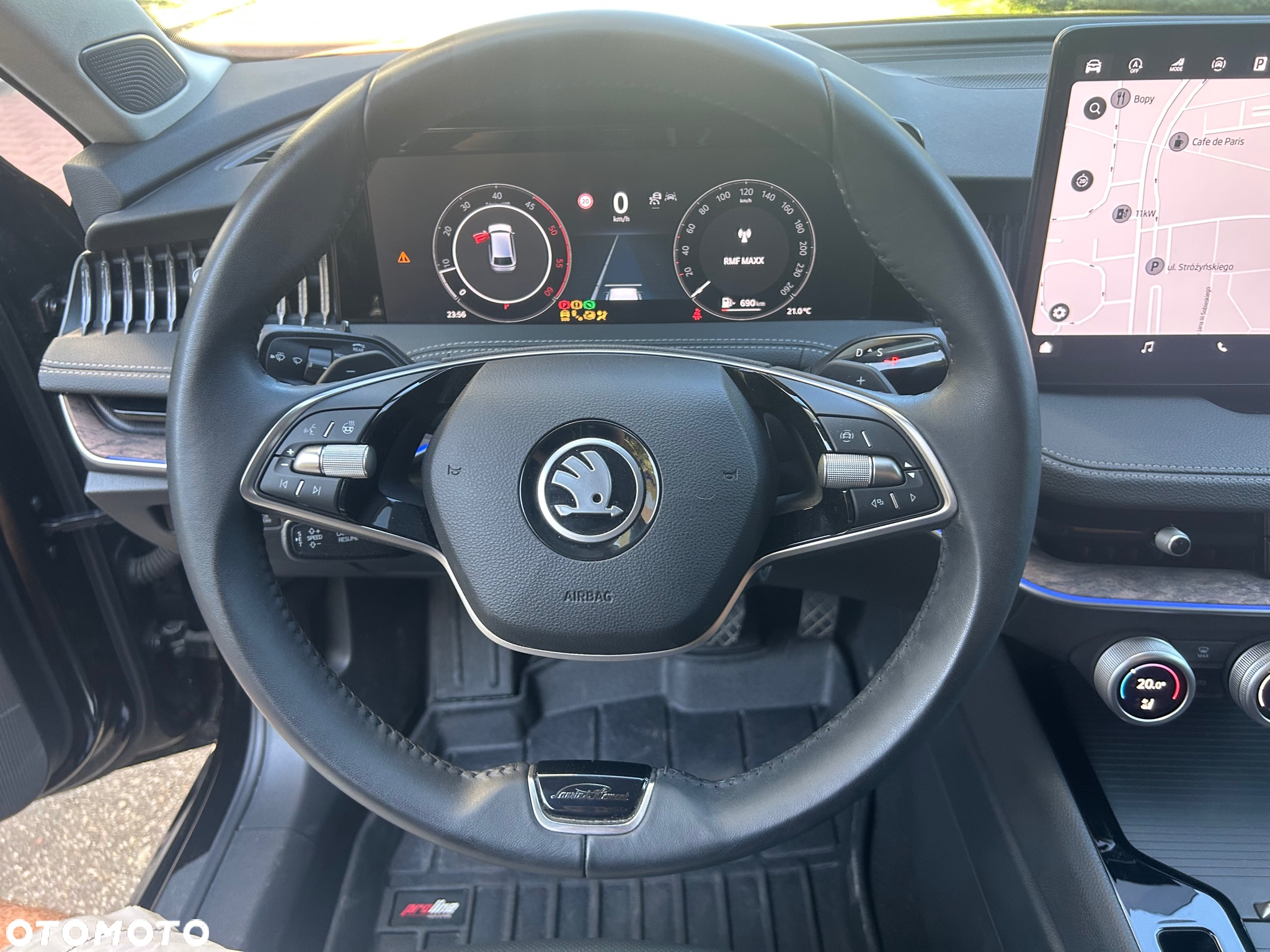 Skoda Superb 2.0 TDI SCR 4x4 L&K DSG - 23