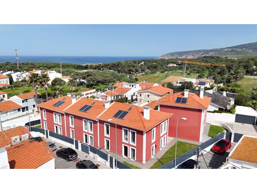 Moradia T3, situada em Areia Cascais, a curta distância da praia do... - Grande imagem: 3/38