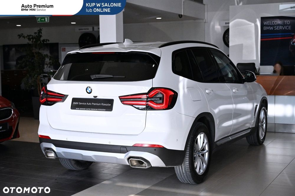BMW X3 xDrive20i Advantage - 6