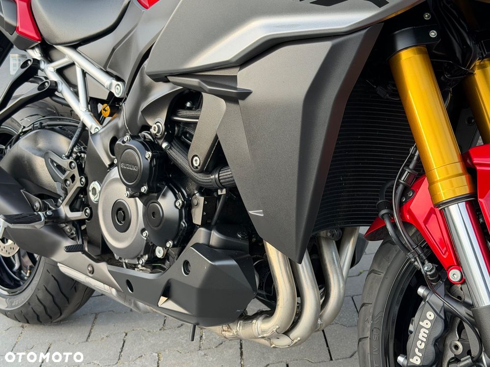 Suzuki GSX 1000 - 18